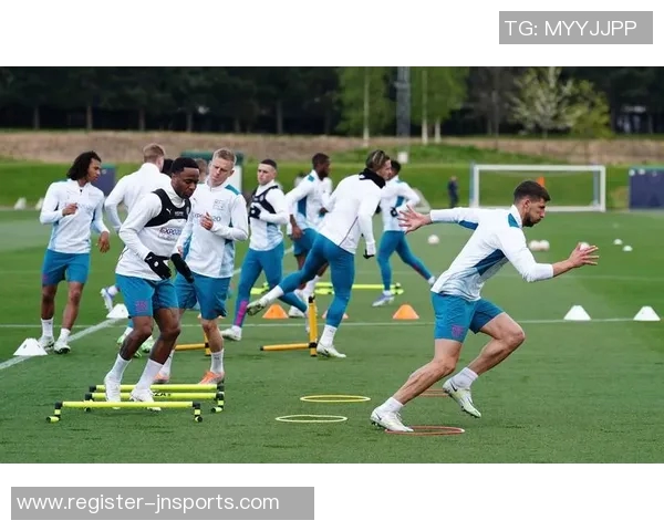 赵丽专访回顾网球与欧冠足球的辉煌历程与心路历程