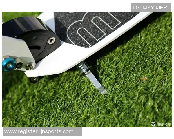 运动数据南京滑板队包夹战术解析与滑板文化的深度探讨 运动数据南京滑板队包夹战术解析与滑板文化的深度探讨